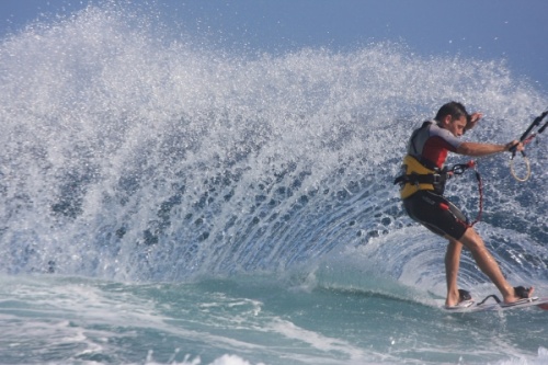 Kitesurfing in El Cabezo is great fun