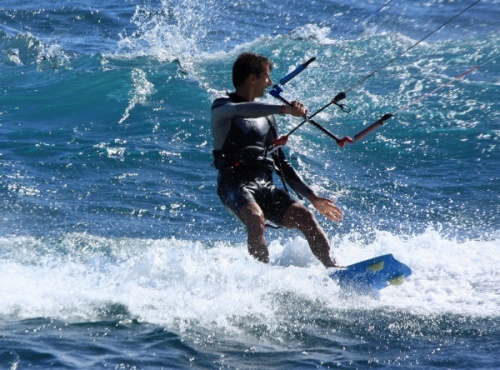 Kitesurfing in El Medano Harbour Wall Muelle 03-12-2012