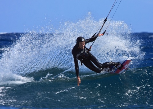 Kitesurfing in El Medano Harbour Wall Muelle 03-12-2012