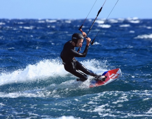 Kitesurfing in El Medano Harbour Wall Muelle 03-12-2012