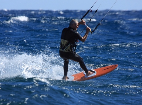 Kitesurfing in El Medano Harbour Wall Muelle 03-12-2012