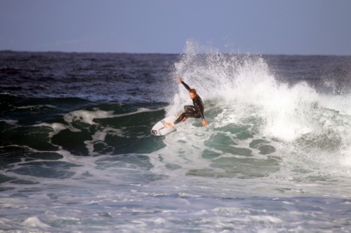 Surfing in Las Americas Derecha izquierda surf 07-01-2018