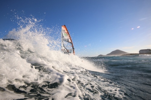 Windsurfing at El Cabezo in El Medano Tenerife 24-09-2016