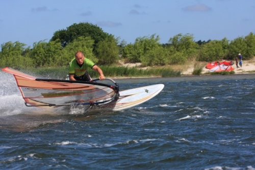 Windsurfing gybe or jibe