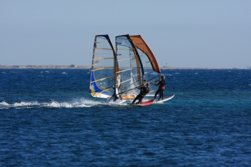 Windsurfing speed and race sailing