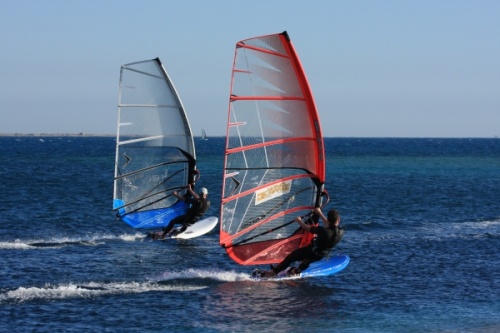 Windsurfing speed and race sailing